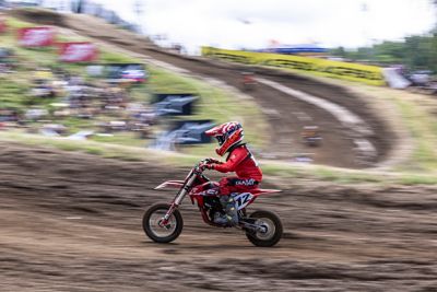 SECURE A PLACE ON THE START LINE FOR THE 2024 JUNIOR E-MOTOCROSS SERIES!